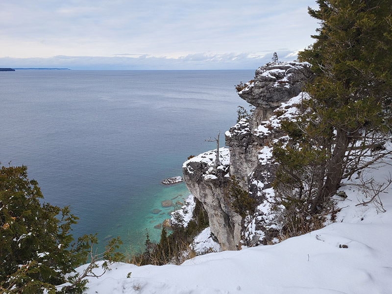 An overlook along the Lion's Head Lookout trail